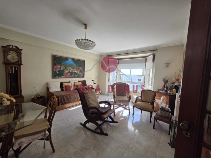 Apartamento T3 para Venda em Rio de Mouro Foto 12