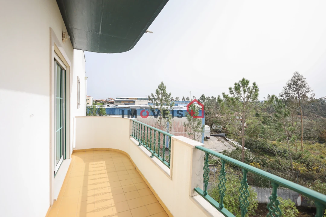 Apartamento T3 para Venda em Leiria, Pousos, Barreira e Cortes Foto 19