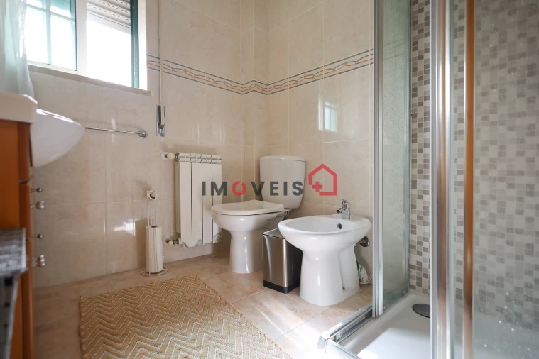 Apartamento T3 para Venda em Leiria, Pousos, Barreira e Cortes Foto 14