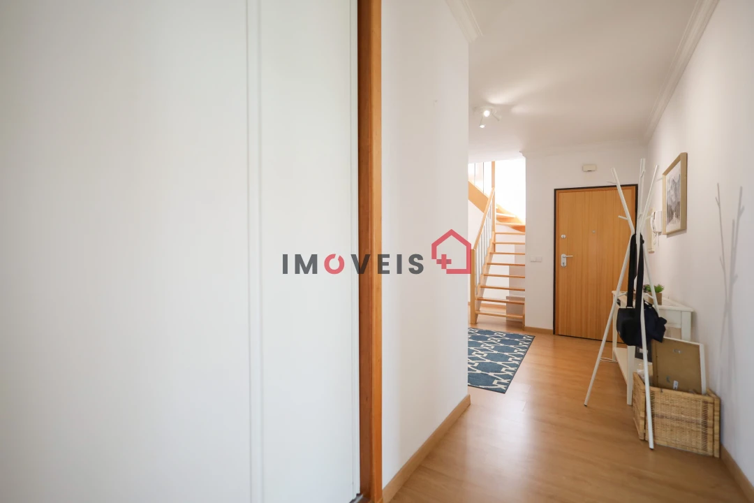 Apartamento T3 para Venda em Leiria, Pousos, Barreira e Cortes Foto 11