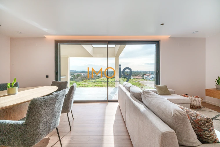 Moradia T4 para Venda em Fatima Foto 9