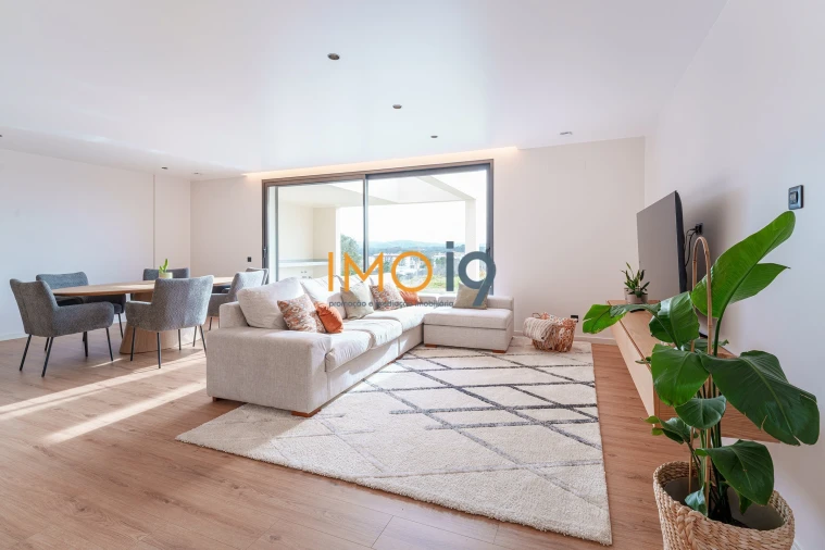 Moradia T4 para Venda em Fatima Foto 6