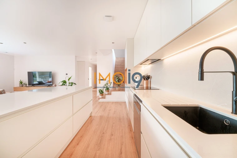 Moradia T4 para Venda em Fatima Foto 15