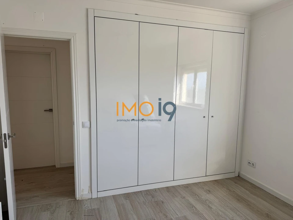 Moradia T4 para Venda em Fatima Foto 16