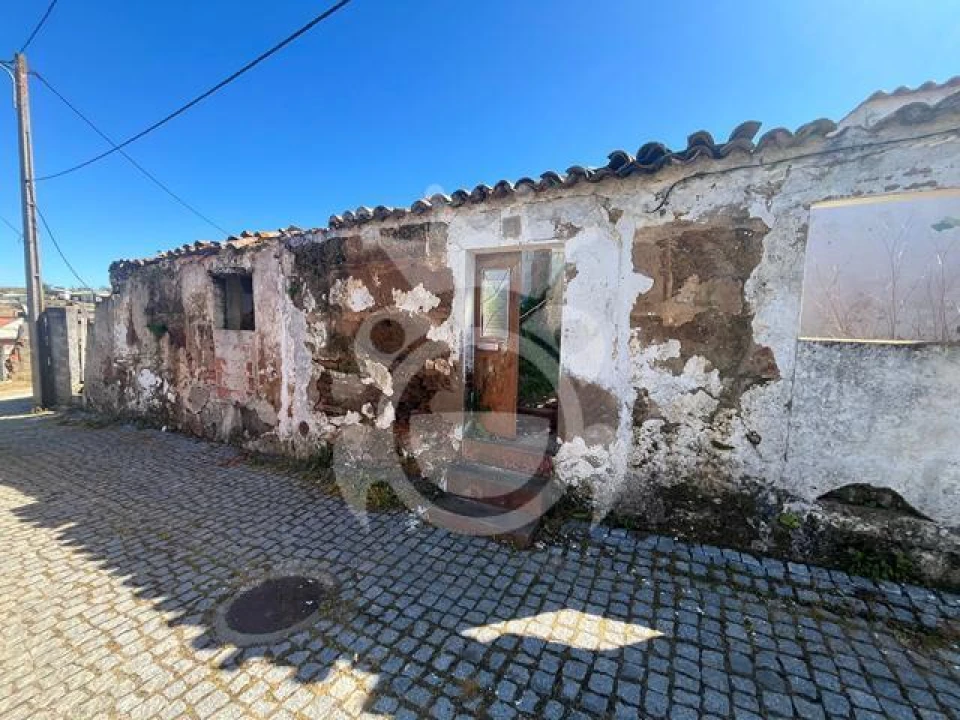 Moradia T2 para Venda em Portel Foto 1