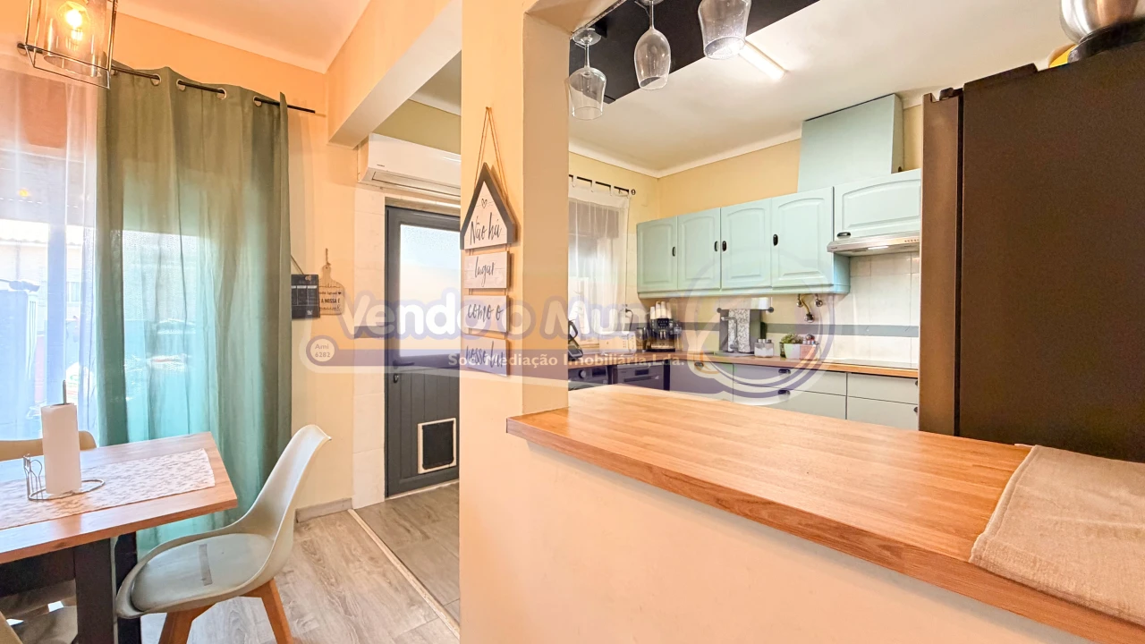 Moradia T3 para Venda em Samora Correia Foto 9