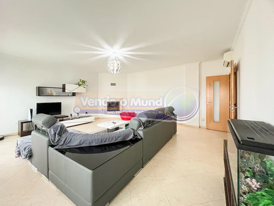 Apartamento T3 para Venda em Samora Correia Foto 10