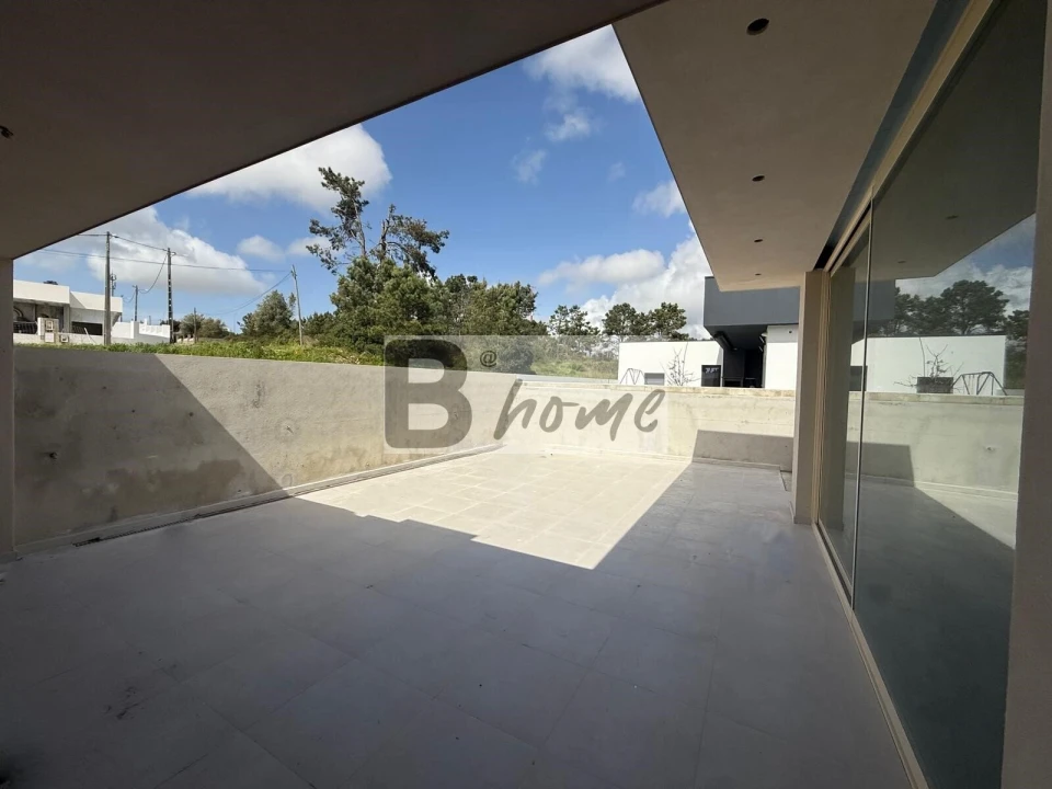 Moradia T3 para Venda em Charneca de Caparica e Sobreda Foto 6