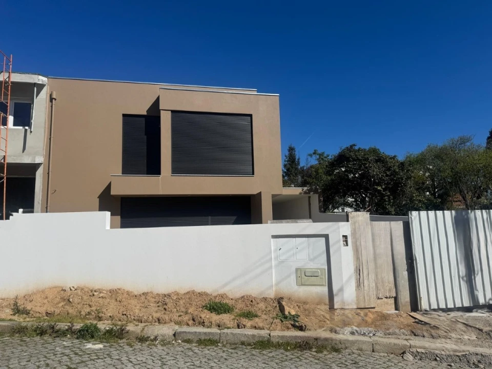 Quinta T3 para Venda em Gulpilhares e Valadares Foto 1