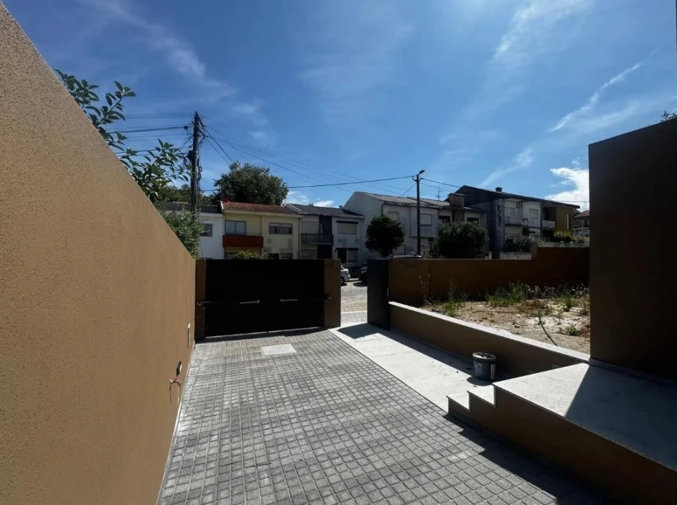 Quinta T3 para Venda em Gulpilhares e Valadares Foto 12