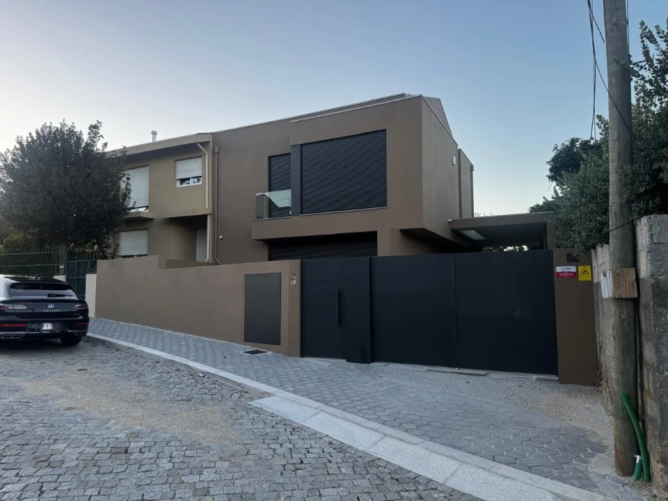 Quinta T3 para Venda em Gulpilhares e Valadares Foto 1