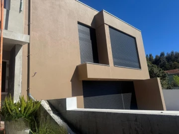 Quinta T3 para Venda em Gulpilhares e Valadares