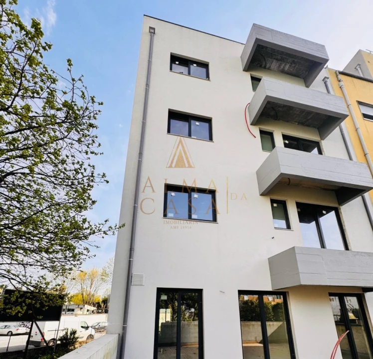 Apartamento T2 para Venda em Ermesinde Foto 2