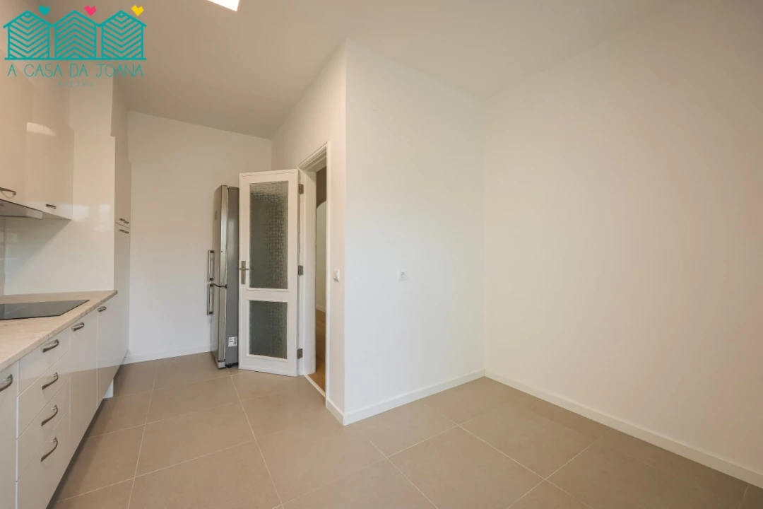 Apartamento T3 para Arrendamento em Glória e Vera Cruz Foto 6