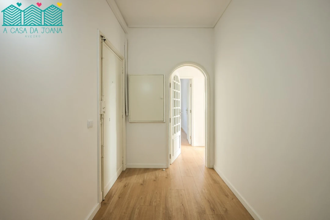 Apartamento T3 para Arrendamento em Glória e Vera Cruz Foto 7