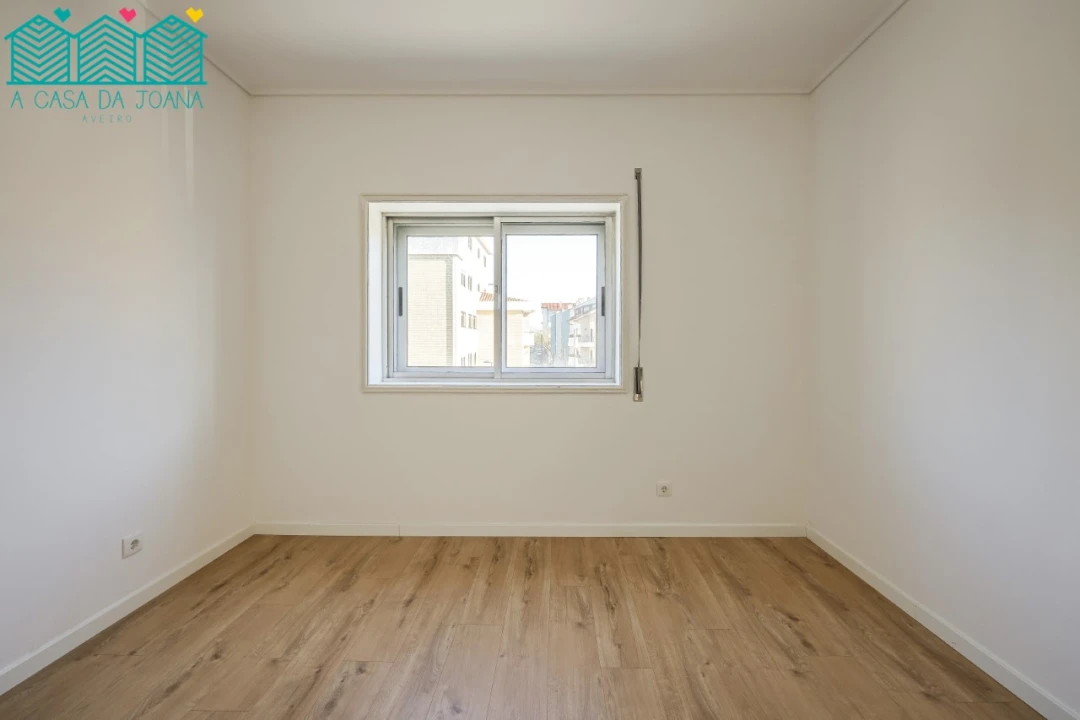 Apartamento T3 para Arrendamento em Glória e Vera Cruz Foto 11