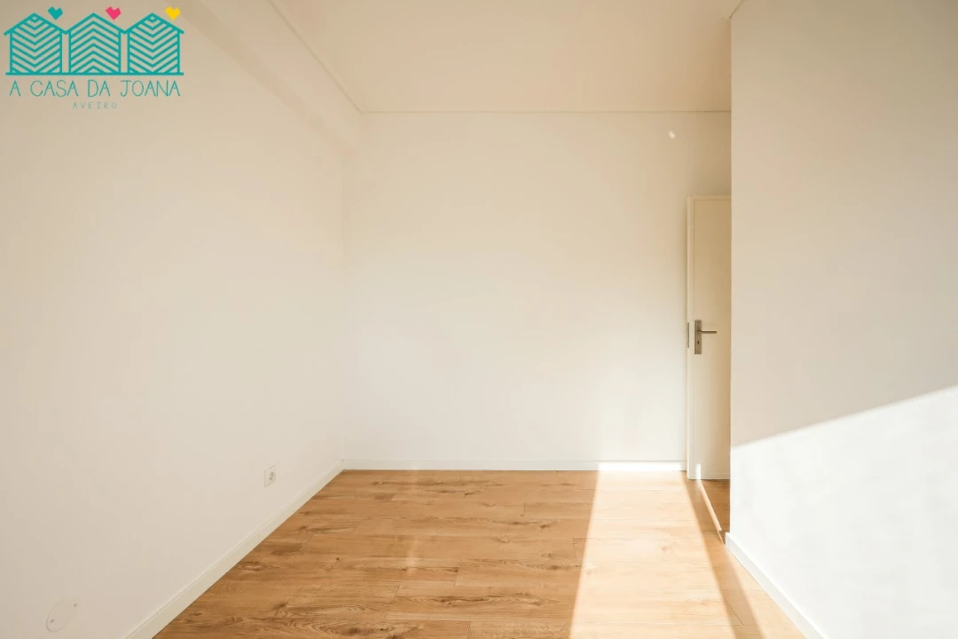 Apartamento T3 para Arrendamento em Glória e Vera Cruz Foto 19