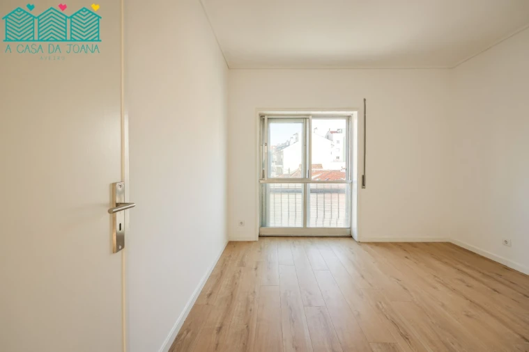 Apartamento T3 para Arrendamento em Glória e Vera Cruz Foto 14