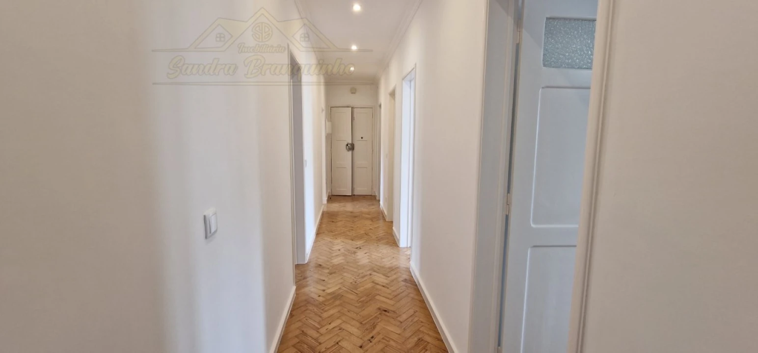 Apartamento T3 para Venda em Santa Maria, São Pedro e Matacães Foto 18