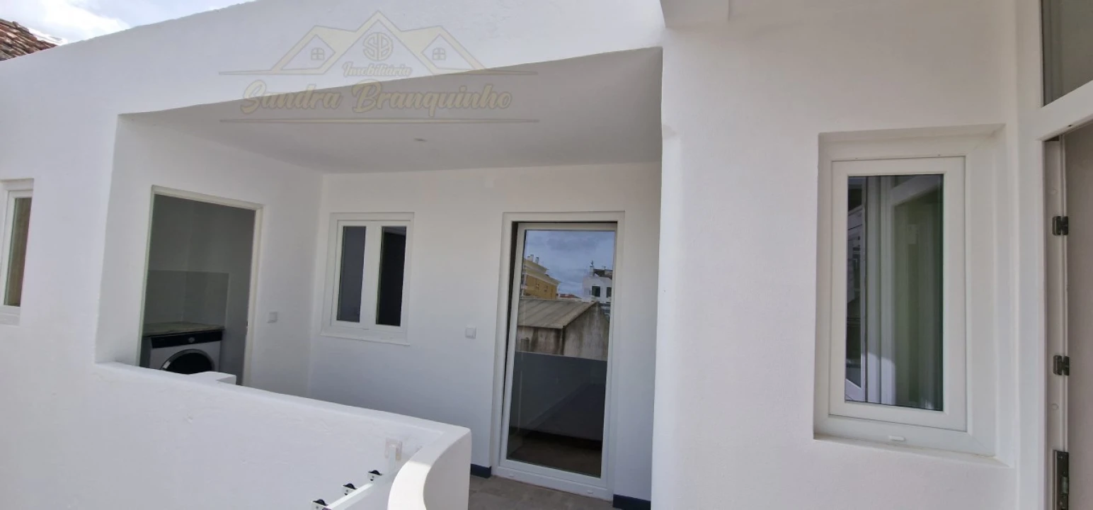 Apartamento T3 para Venda em Santa Maria, São Pedro e Matacães Foto 37