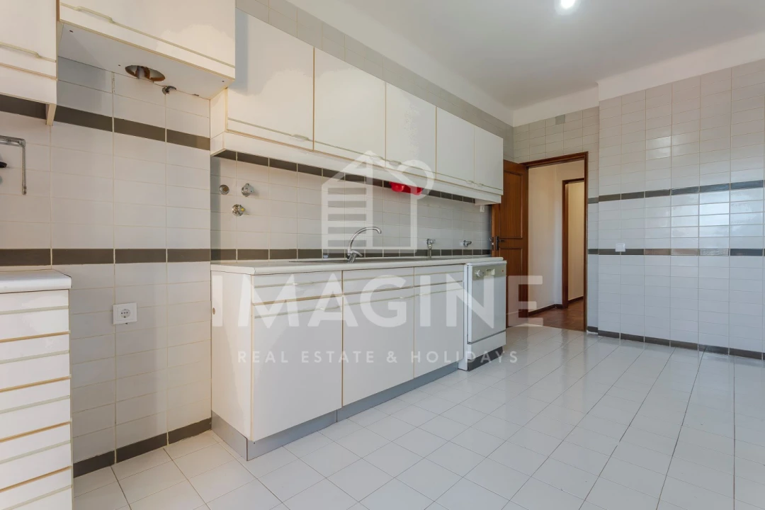 Apartamento T2 para Venda em União das Freguesias de Setúbal Foto 9