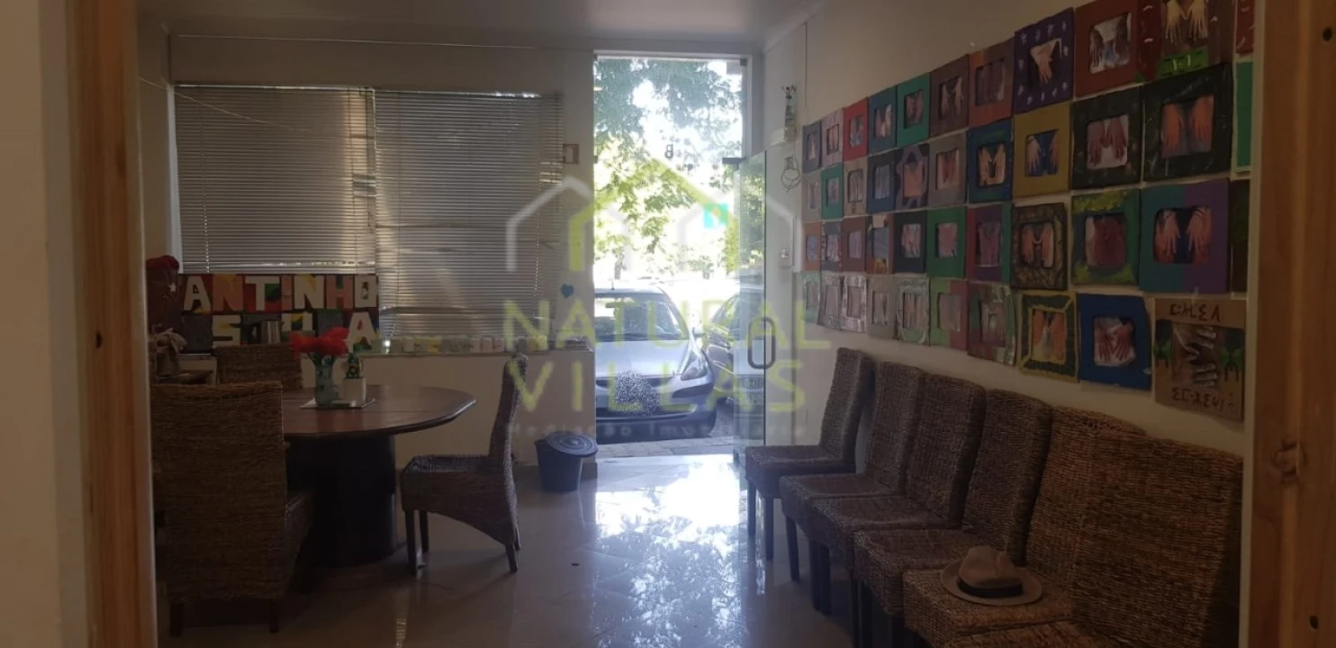 Loja para Arrendamento em Faro (Sé e São Pedro) Foto 2