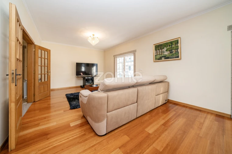 Moradia T5 para Venda em Merelim (São Pedro) e Frossos Foto 6