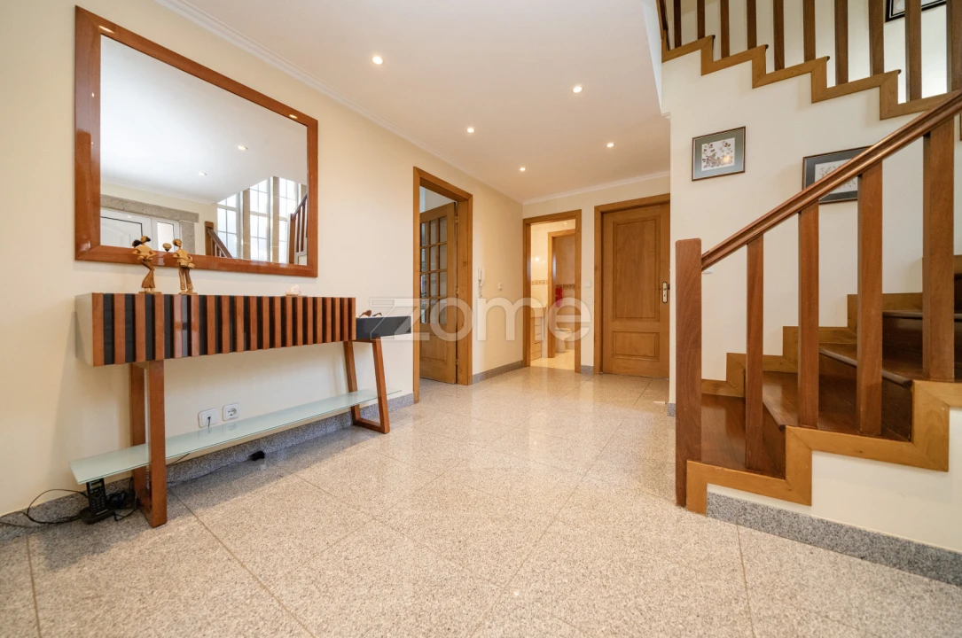 Moradia T5 para Venda em Merelim (São Pedro) e Frossos Foto 10