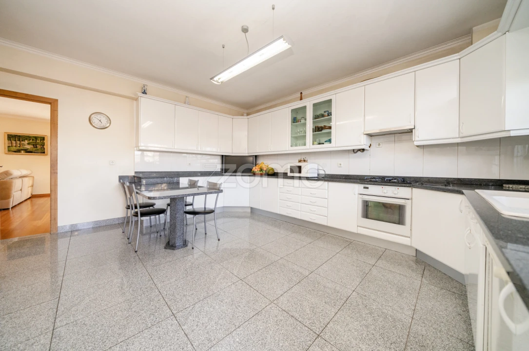 Moradia T5 para Venda em Merelim (São Pedro) e Frossos Foto 15