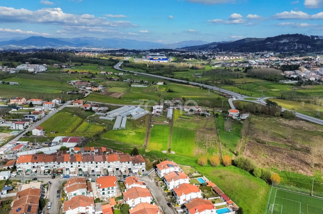 Moradia T5 para Venda em Merelim (São Pedro) e Frossos Foto 46