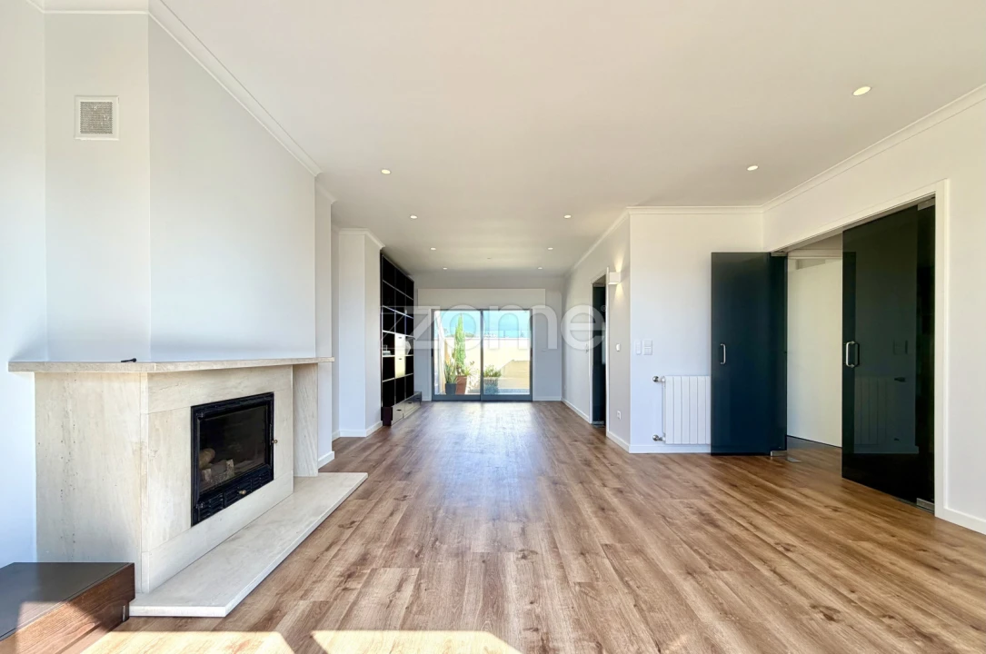 Apartamento T3 para Venda em São Felix da Marinha Foto 3