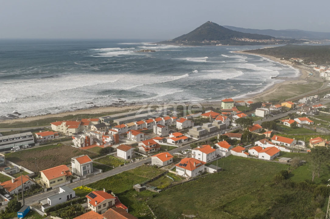 Terreno para Venda em Moledo e Cristelo Foto 16