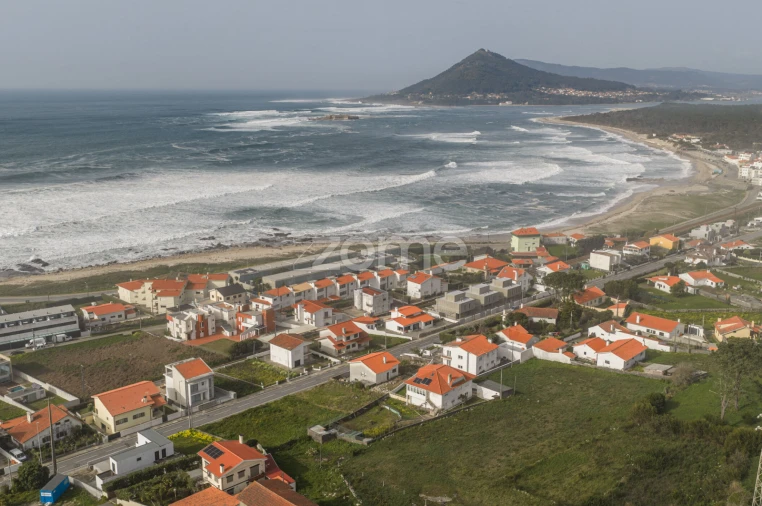 Terreno para Venda em Moledo e Cristelo Foto 16