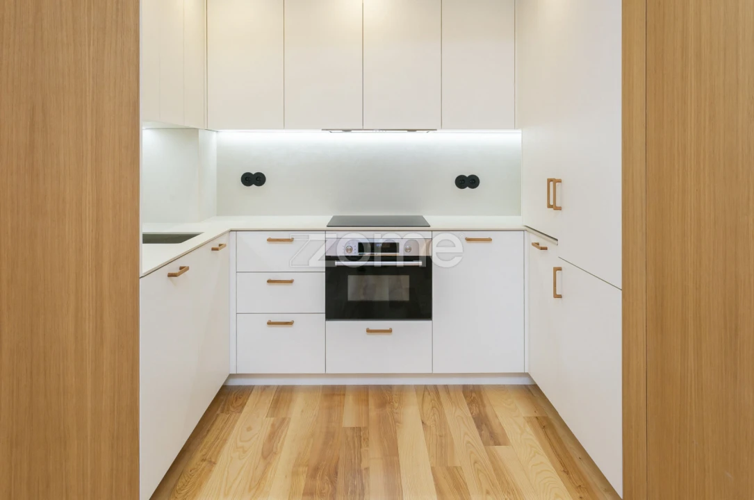 Apartamento T1 para Venda em Cedofeita, Santo Ildefonso, Sé, Miragaia, São Nicolau e Vitória Foto 5