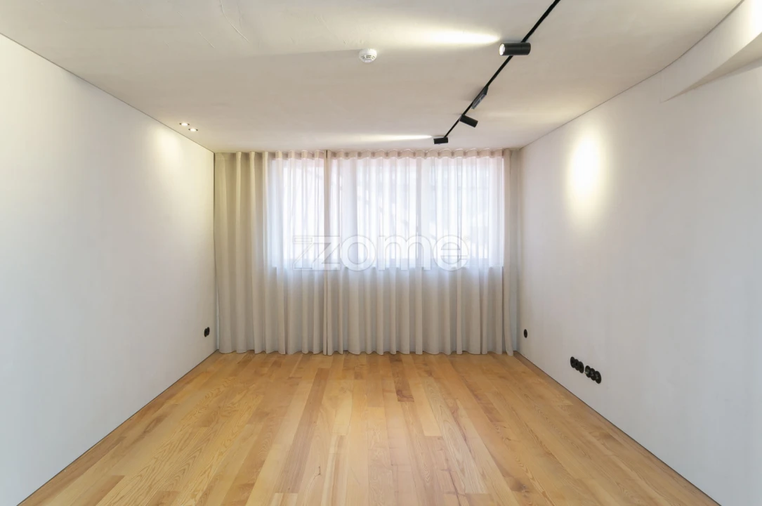 Apartamento T1 para Venda em Cedofeita, Santo Ildefonso, Sé, Miragaia, São Nicolau e Vitória Foto 3