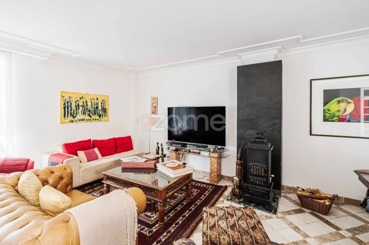 Moradia T5 para Venda em Carcavelos e Parede Foto 53