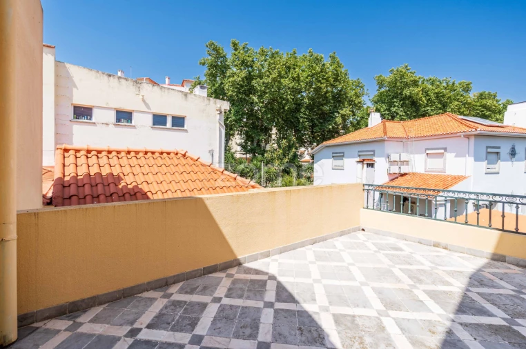 Moradia T5 para Venda em Carcavelos e Parede Foto 57