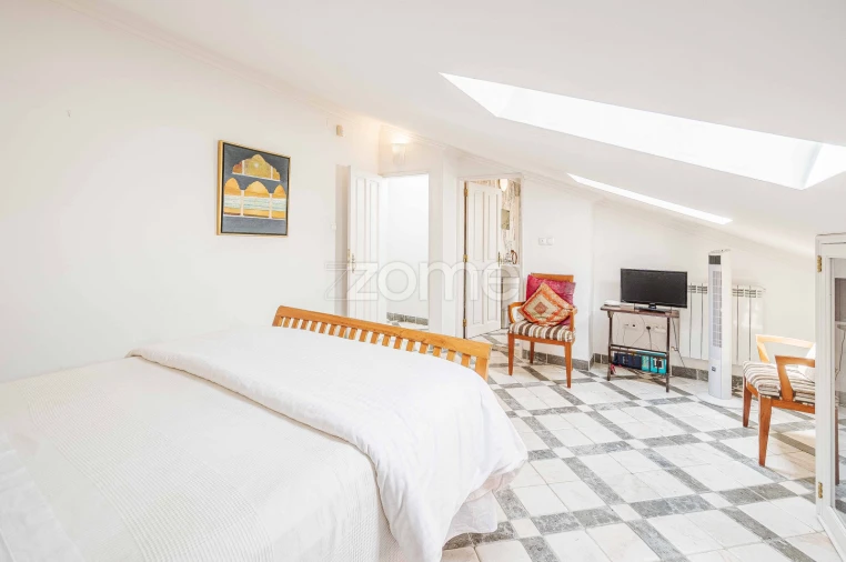 Moradia T5 para Venda em Carcavelos e Parede Foto 64