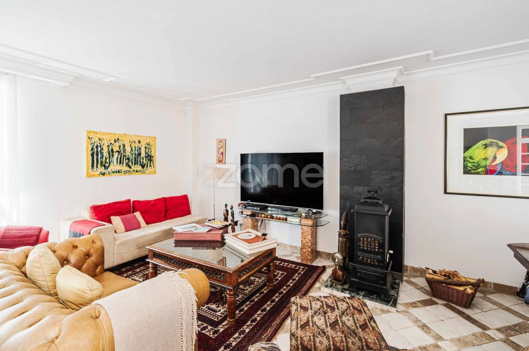 Moradia T5 para Venda em Carcavelos e Parede Foto 53