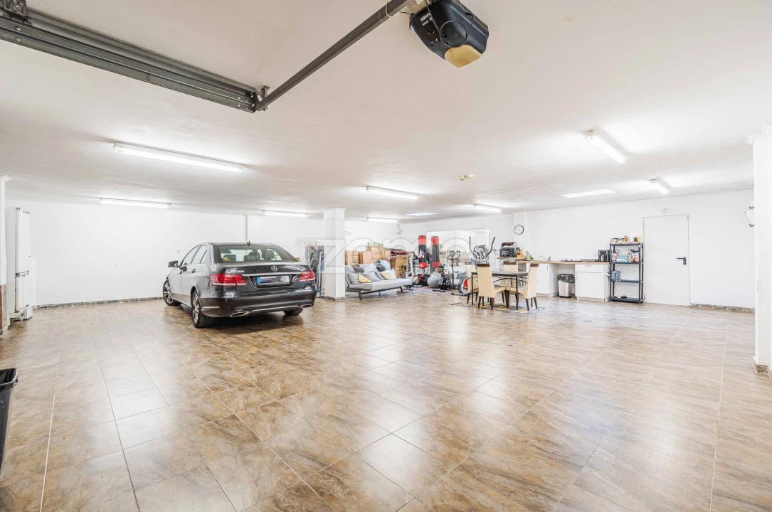 Moradia T5 para Venda em Carcavelos e Parede Foto 73