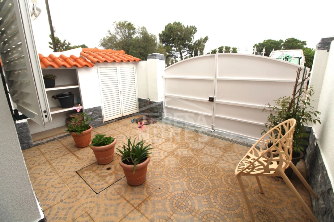 Moradia T2 para Venda em Quinta do Conde Foto 24