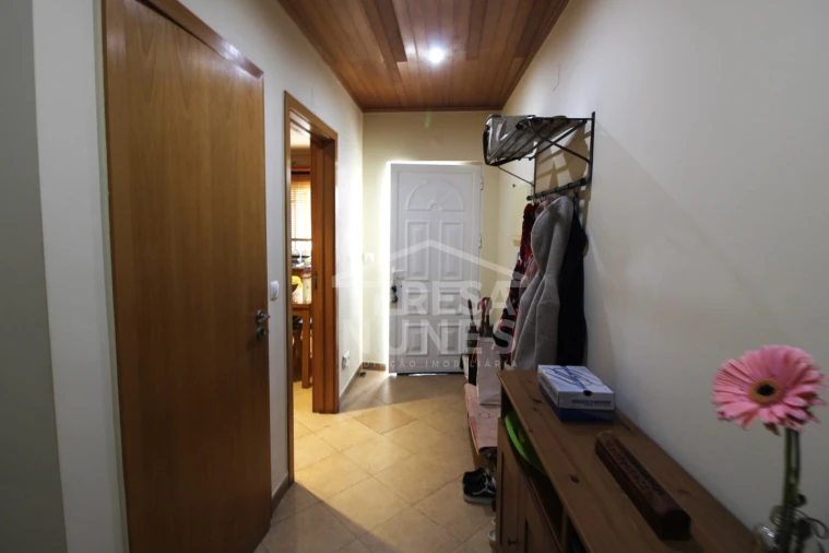 Moradia T2 para Venda em Quinta do Conde Foto 3