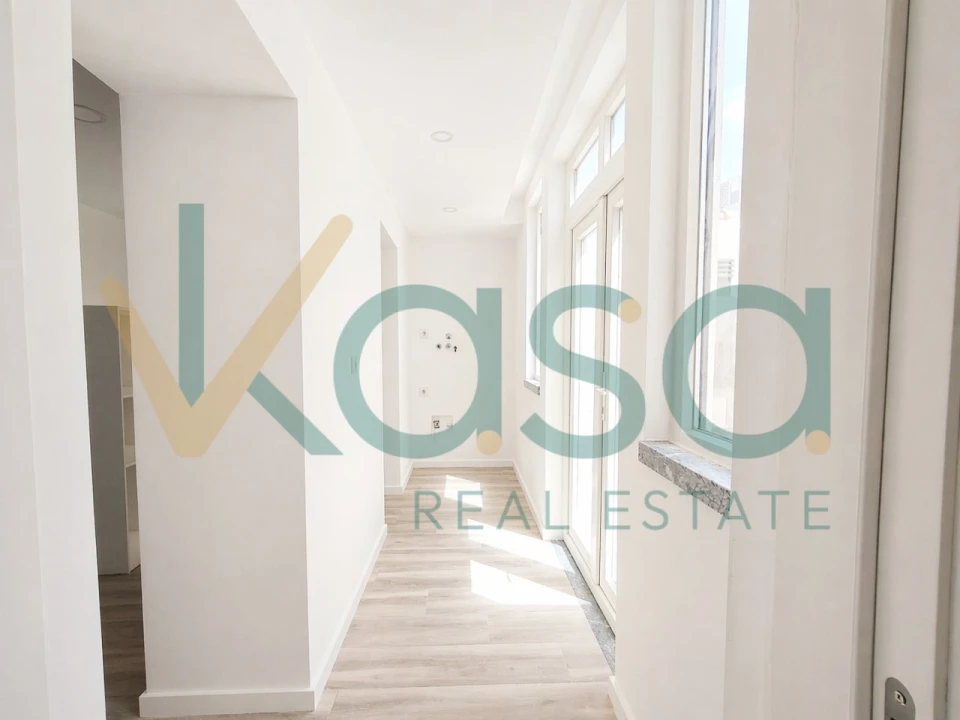 Apartamento T1 para Venda em Alto do Seixalinho, Santo André e Verderena Foto 2