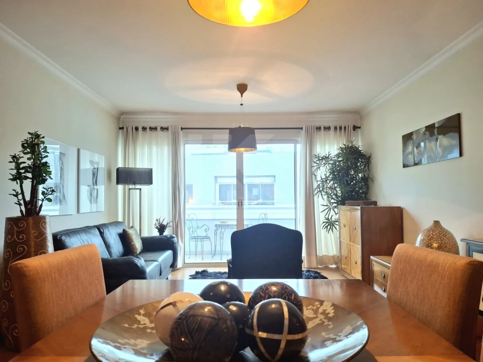 Apartamento T3 para Arrendamento em Funchal (Se) Foto 5