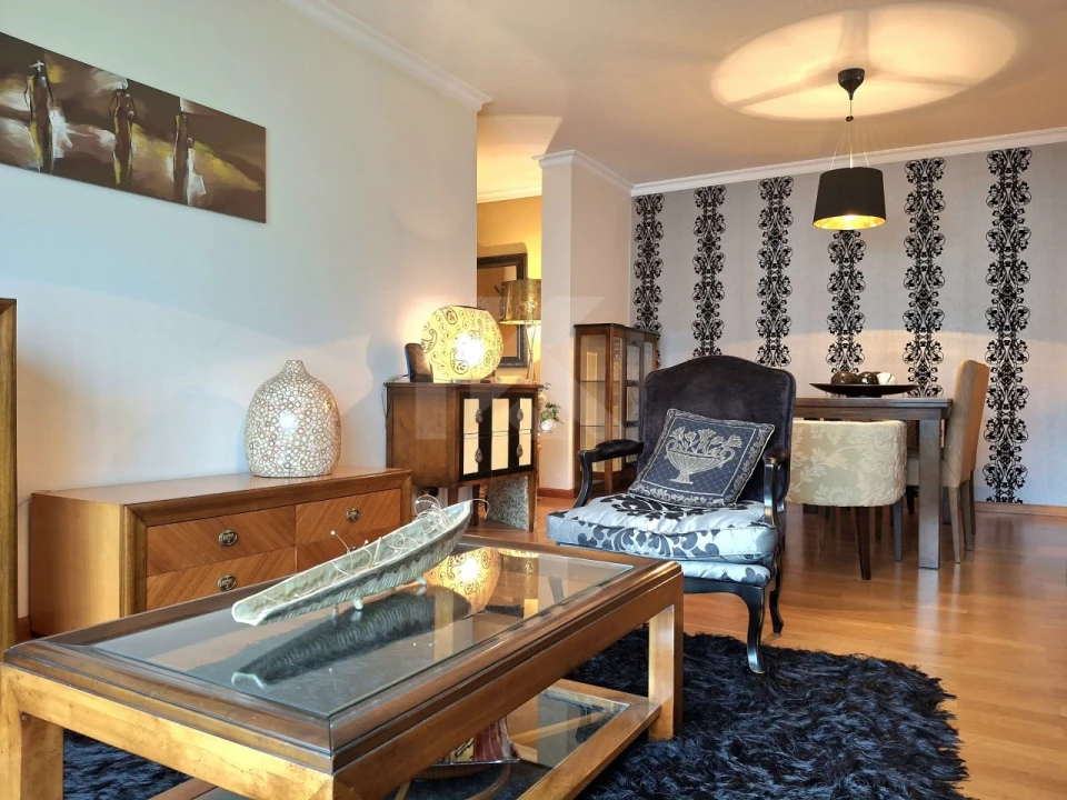 Apartamento T3 para Arrendamento em Funchal (Se) Foto 10