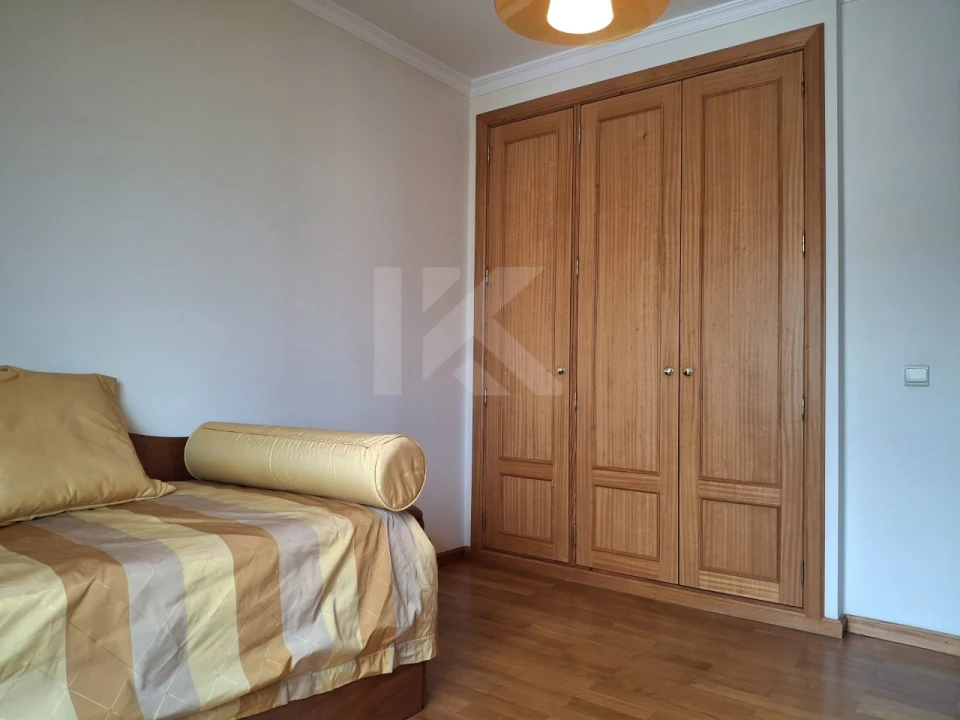 Apartamento T3 para Arrendamento em Funchal (Se) Foto 26