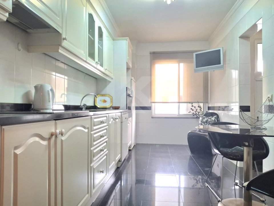 Apartamento T3 para Arrendamento em Funchal (Se) Foto 32