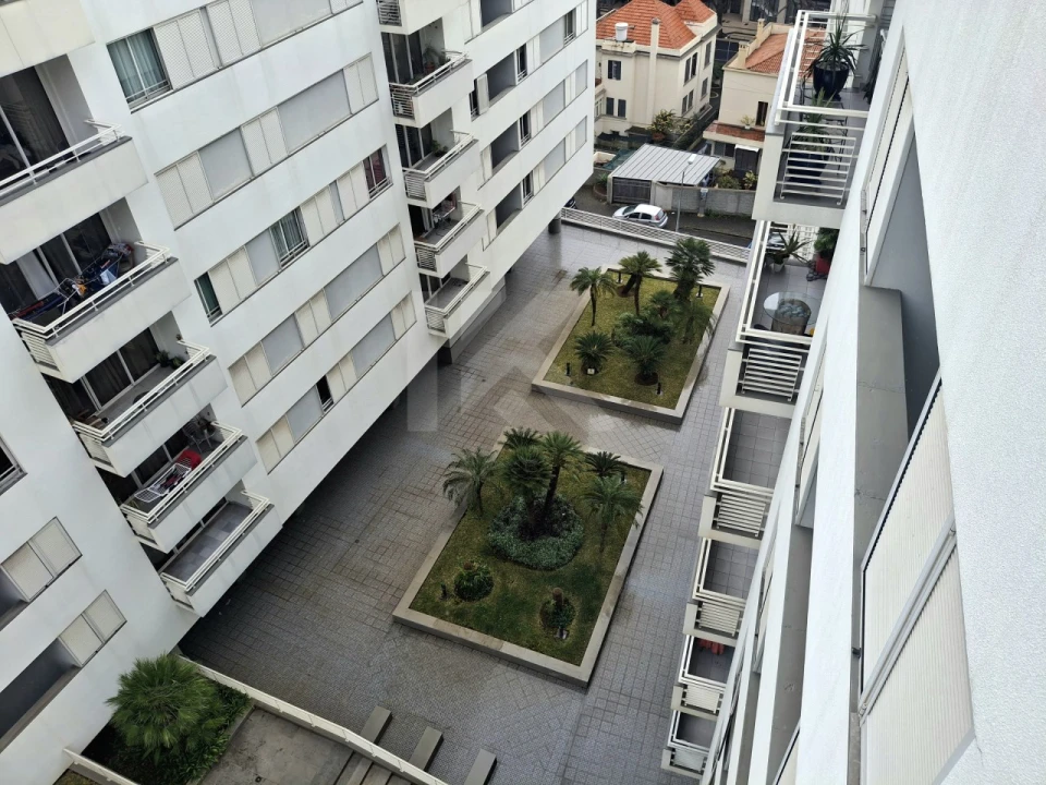 Apartamento T3 para Arrendamento em Funchal (Se) Foto 39