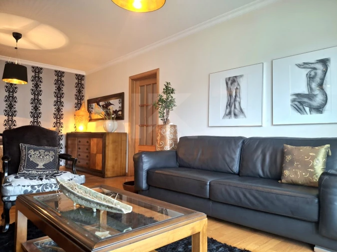 Apartamento T3 para Arrendamento em Funchal (Se) Foto 9