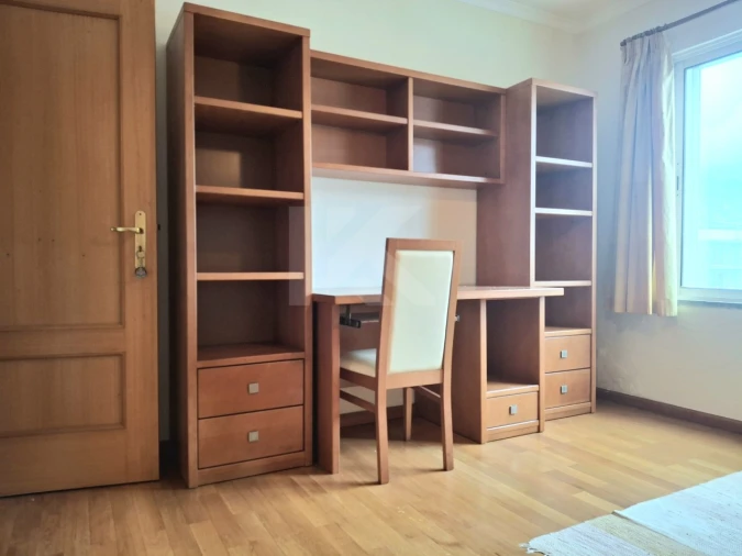 Apartamento T3 para Arrendamento em Funchal (Se) Foto 27